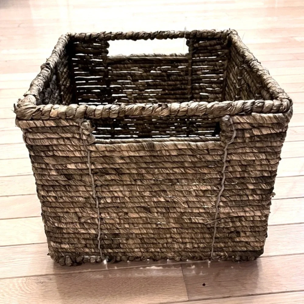 Woven Seagrass Maize Medium Storage Basket with Handles - Brown